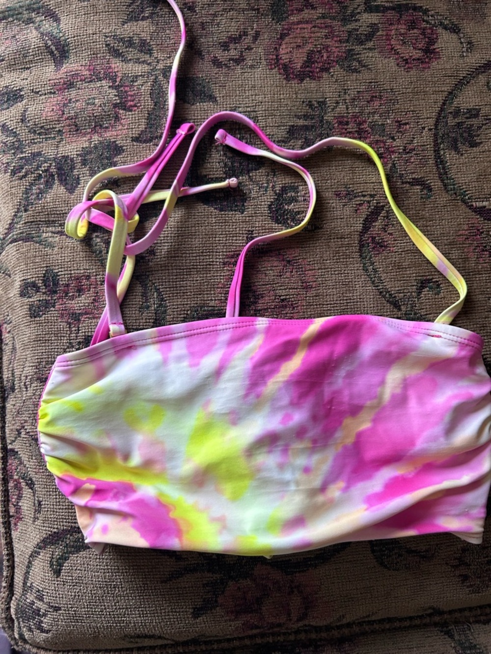 Medium Swimsuit bundle - Picture 6 of 9